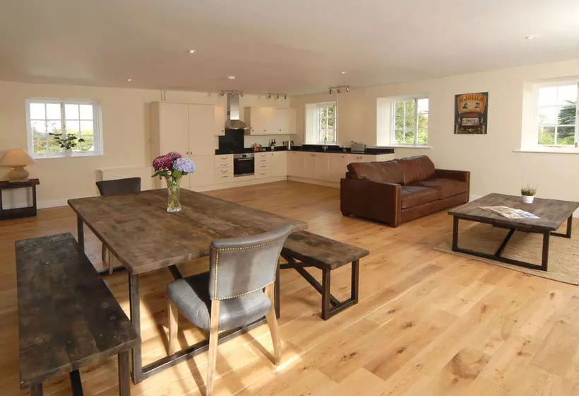 Fotos del hotel Serviced Guest Apartsuites The Unicorn:  13