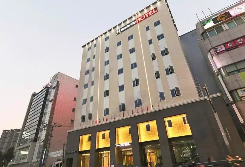 Fotos del hotel Best In City:  1