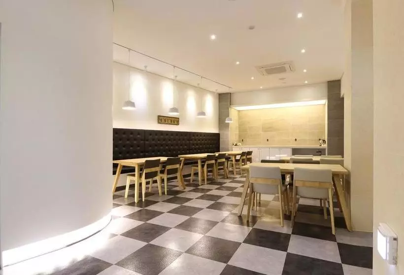 Fotos del hotel Best In City:  11