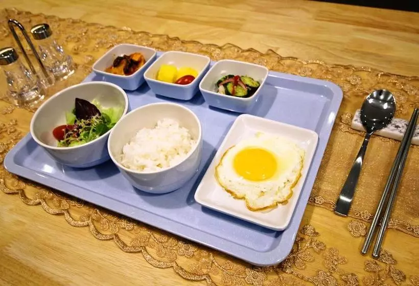 Fotos del hotel Best In City:  5