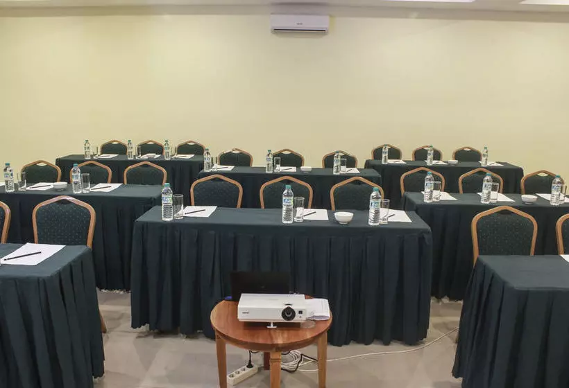 Fotos del hotel D Inn Rungkut Juanda  Surabaya:  10