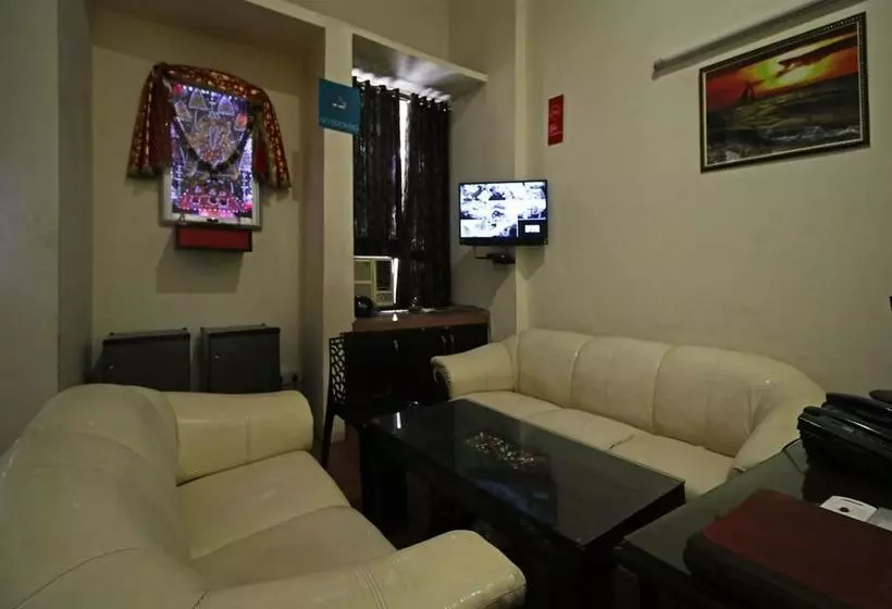 Fotos del hotel Oyo Rooms Safdarjung Extension:  17
