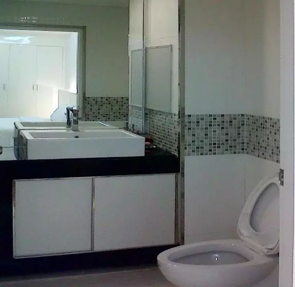 Fotos del hotel M.g.mansion:  7