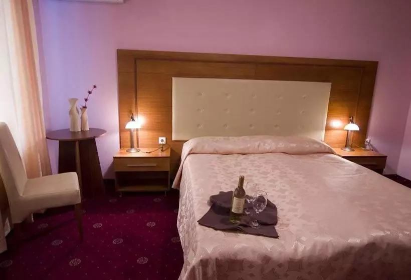 Fotos del hotel Arena Tarnovo:  12
