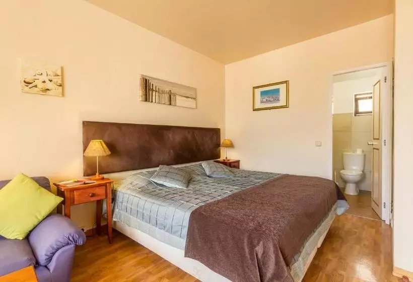 Fotos del hotel Luz Beach Apartments:  7