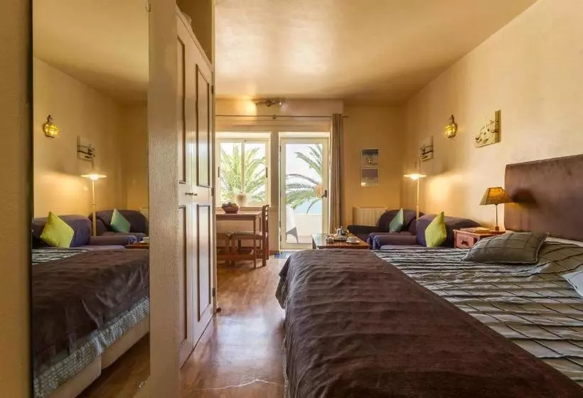 Fotos del hotel Luz Beach Apartments:  11
