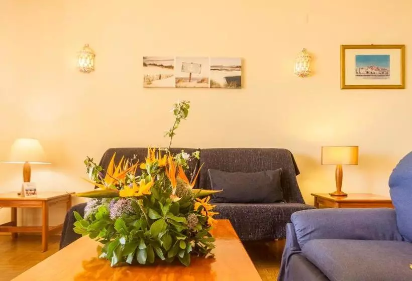 Fotos del hotel Luz Beach Apartments:  13