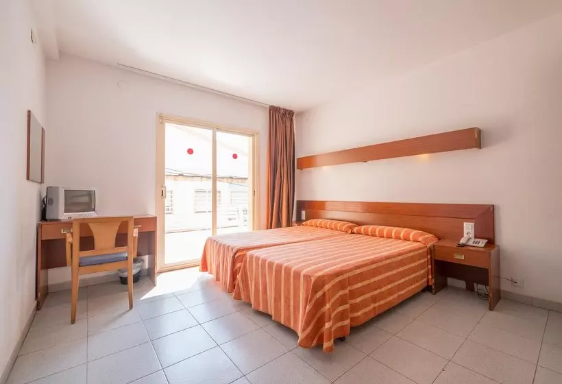 Fotos del hotel Checkin Montpalau:  20