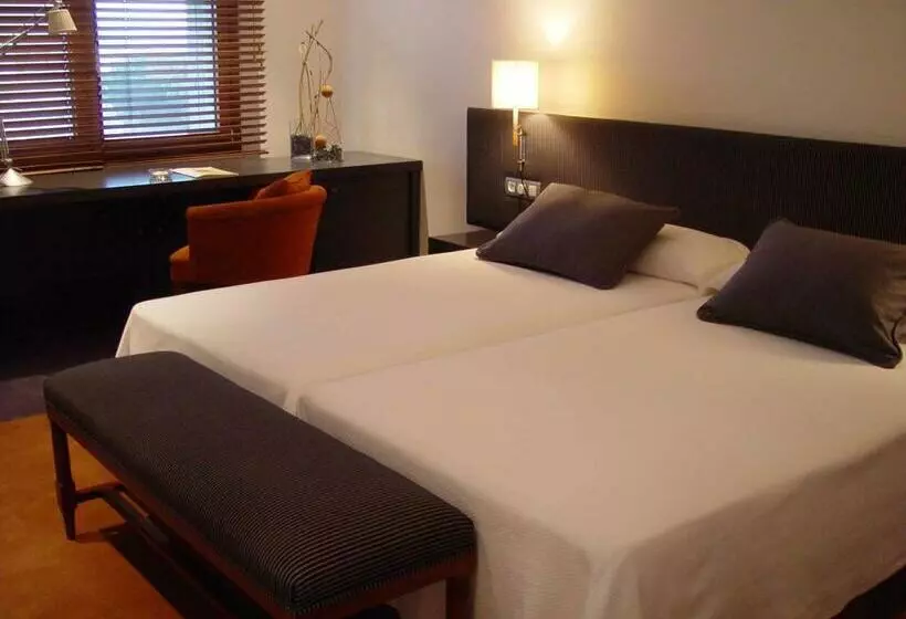 Fotos del hotel Hotel Condes de Urgel:  12