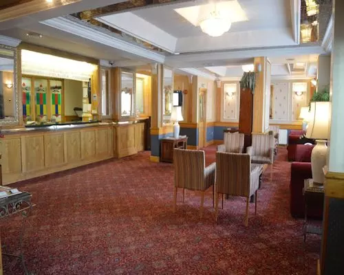 Fotos del hotel Holiday Villa:  3