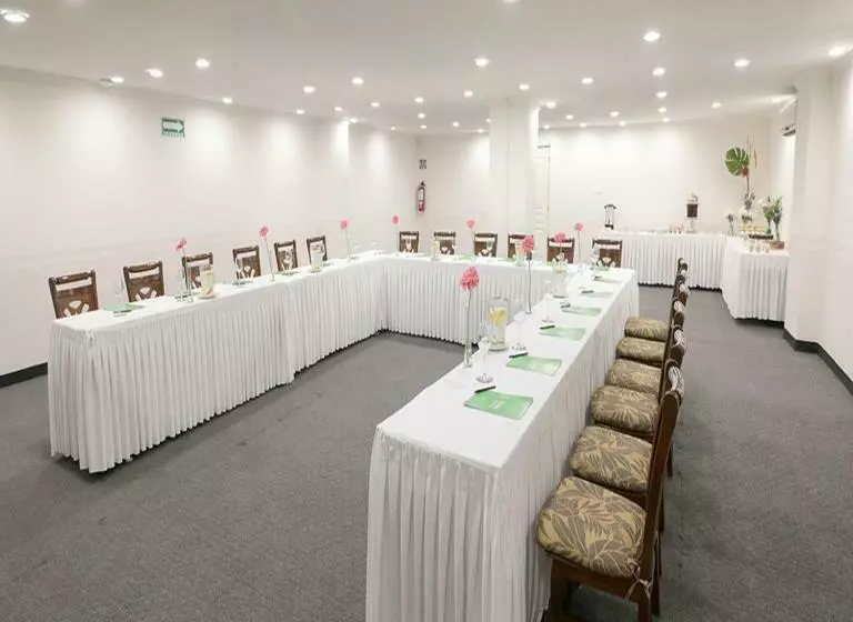 Fotos del hotel Mision Merida Panamericana:  6