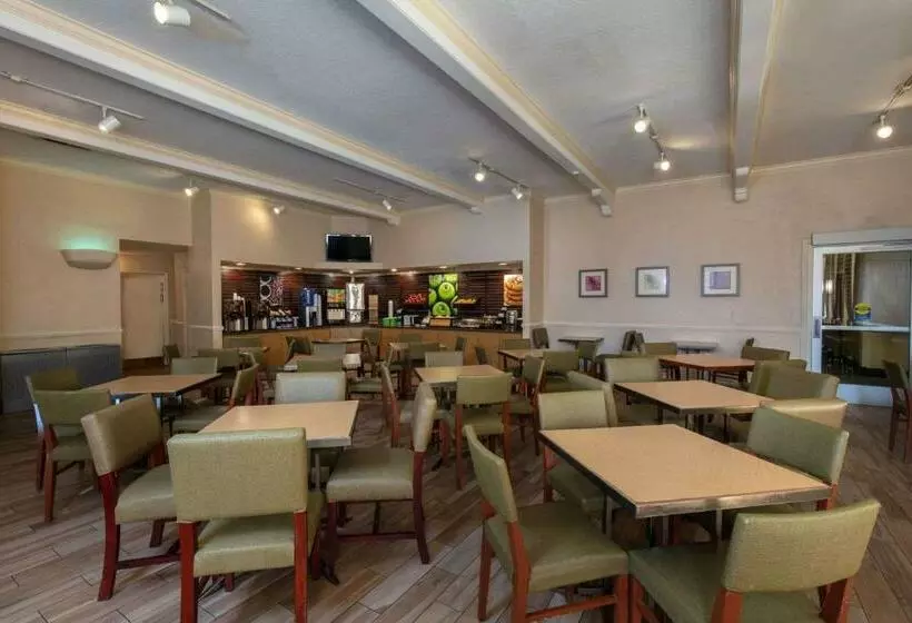 Fotos del hotel La Quinta By Wyndham Las Vegas Airport N Conv:  3