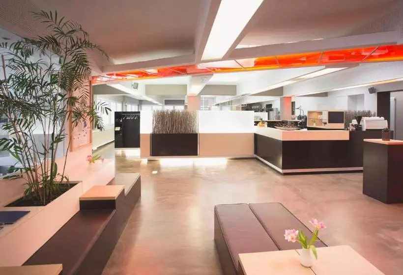 Fotos del hotel Holiday Inn Düsseldorf  Hafen:  3