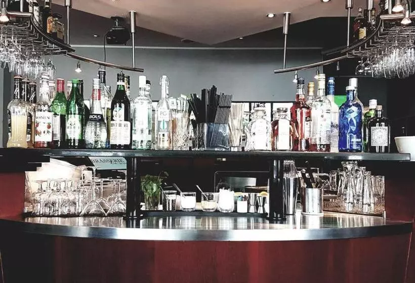 Fotos del hotel Holiday Inn Düsseldorf  Hafen:  6