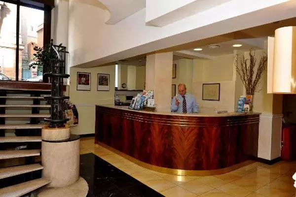 Fotos del hotel Executive:  14