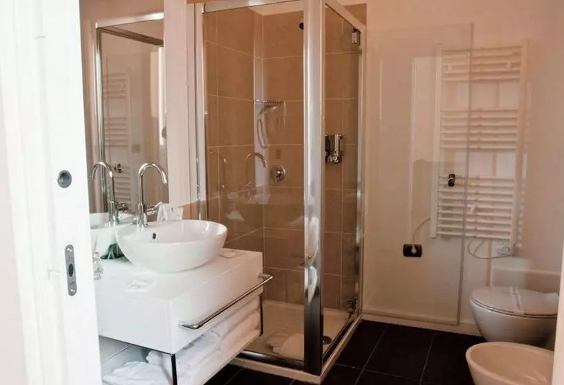 Fotos del hotel Roma Resort Trevi:  13