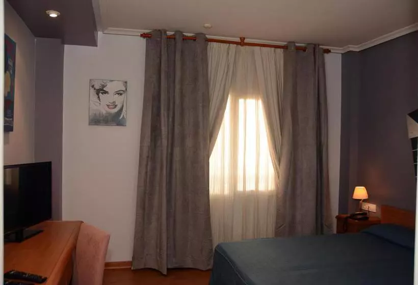 Fotos del hotel Águilas Playa:  13