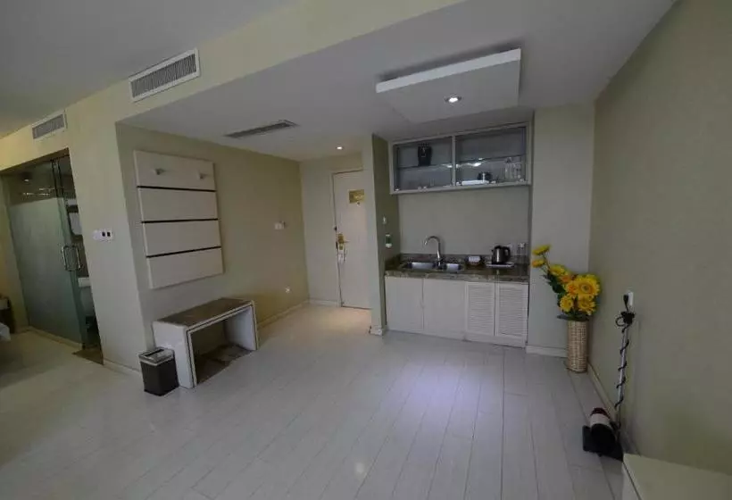 Fotos del hotel Jinan Yuquan Simpson:  13