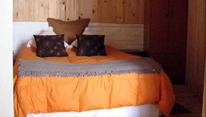 Robinson Crusoe Inn – Valparaiso Heritage