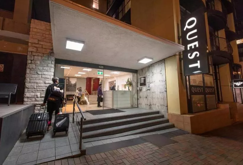 Fotos del hotel Quest On The Terrace Serviced Apartments:  12