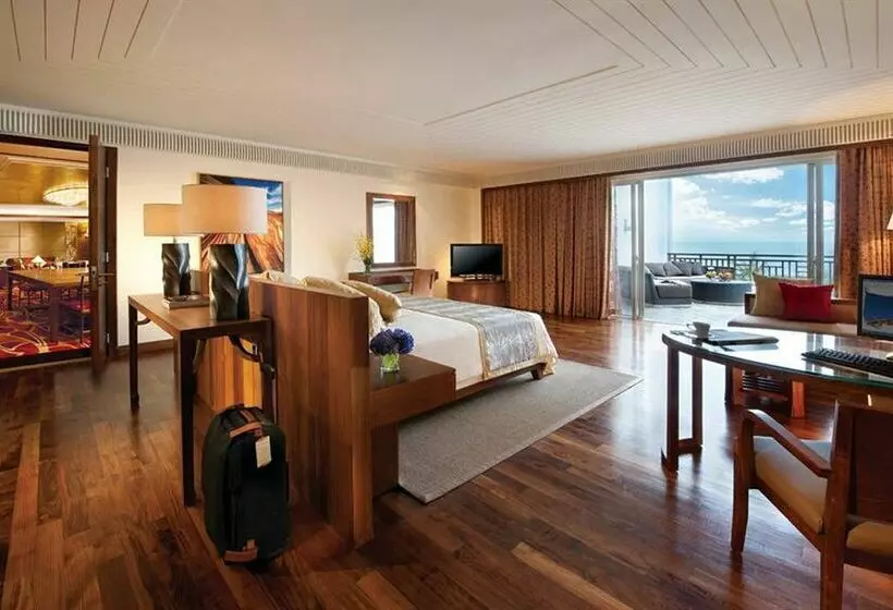 Fotos del hotel The HNA Beach & Spa Resort:  15