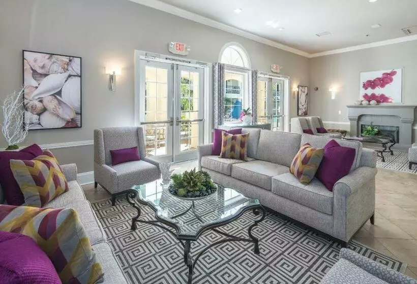 Fotos del hotel Club De Soleil All-suite Resort:  14