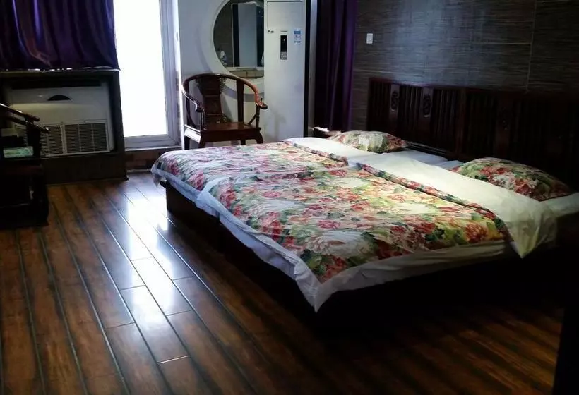 Fotos del hotel Tiananmen Best Year Courtyard:  15