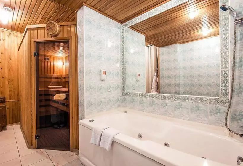 Fotos del hotel Codru:  3