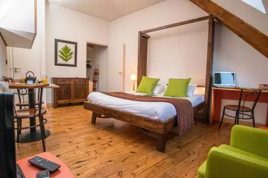 Fotos del hotel Privilodges Chateau Perrin:  21