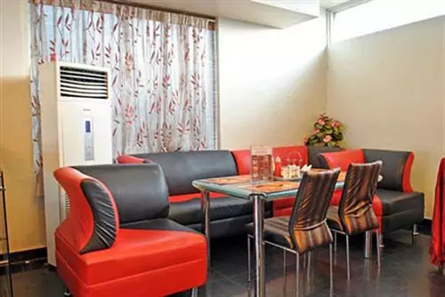 Fotos del hotel T.a.p. Gold Crest:  3