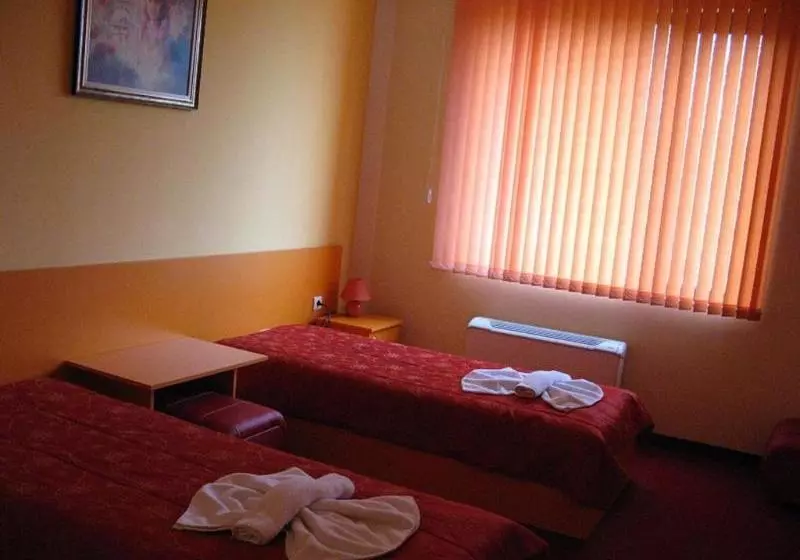 Fotos del hotel Tarnovo:  8