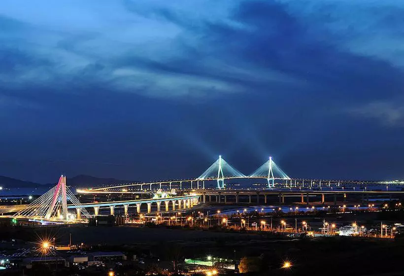 Fotos del hotel Airport Yeongjong Bridge:  2