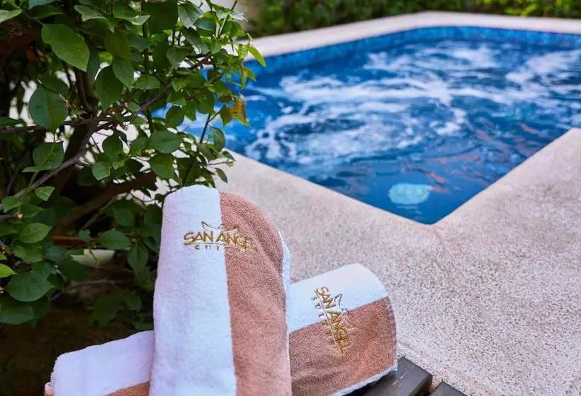 Fotos del hotel San Angel Suites:  18