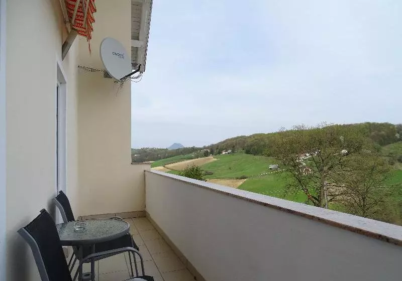 Fotos del hotel Apartments Plevnik:  13