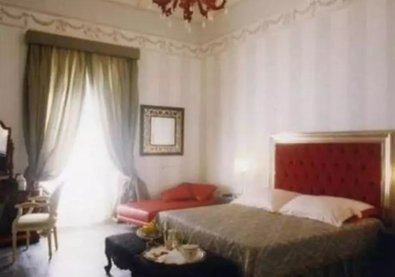 Fotos del hotel Torre Orsini:  3