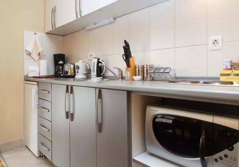 Fotos del hotel Apartment Little Bay:  3