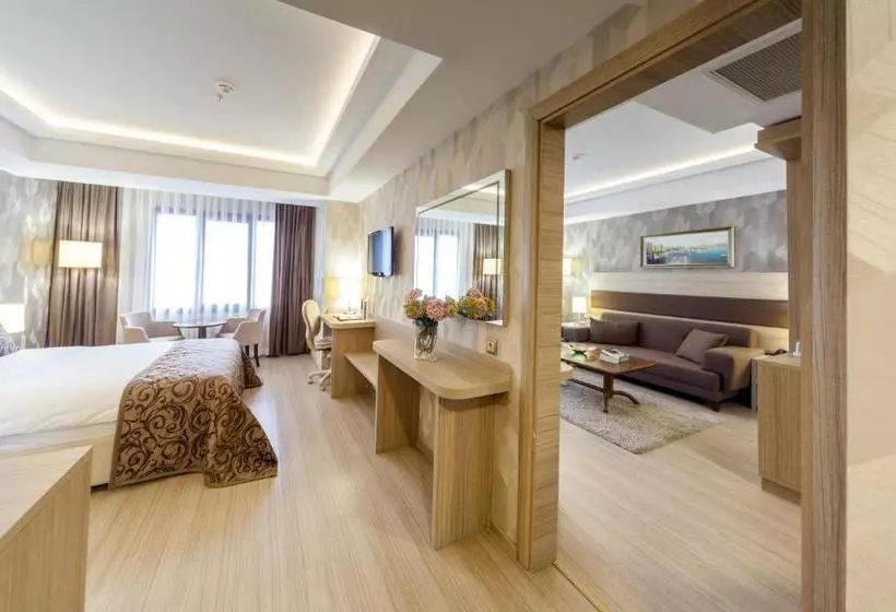 Fotos del hotel Golden Way Giyimkent:  15