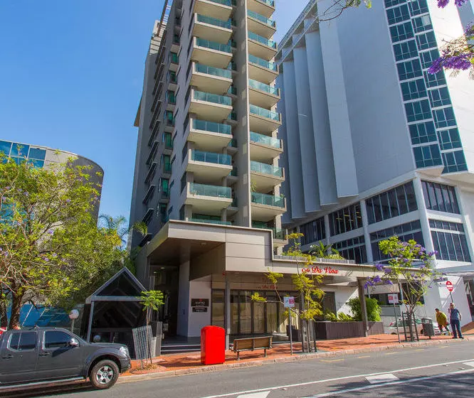 Quattro On Astor Apartments