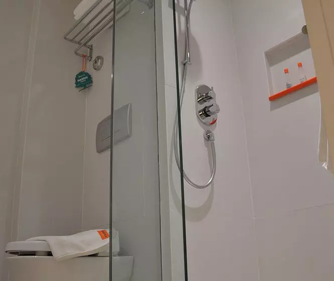 Fotos del hotel Harris Hotel Raya Kuta:  9