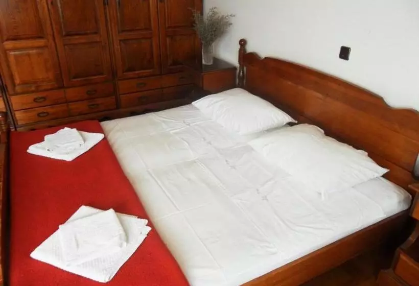 Fotos del hotel Villa Corona:  6