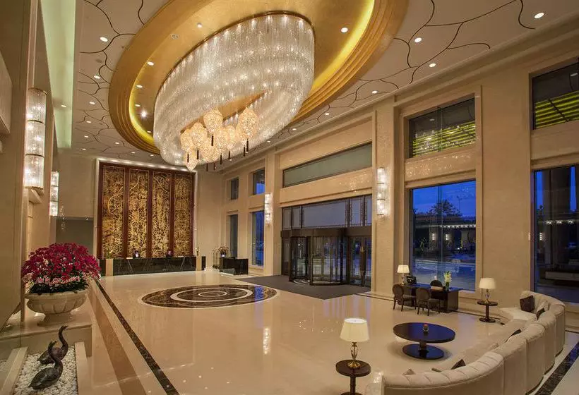 Fotos del hotel Classical Plaza:  4