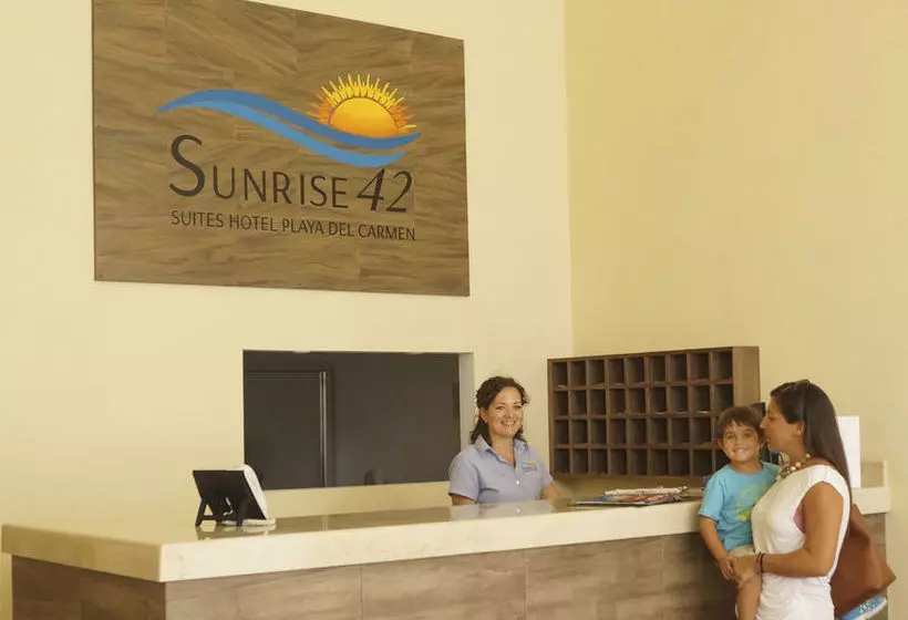 Fotos del hotel Sunrise 42 Suites:  3