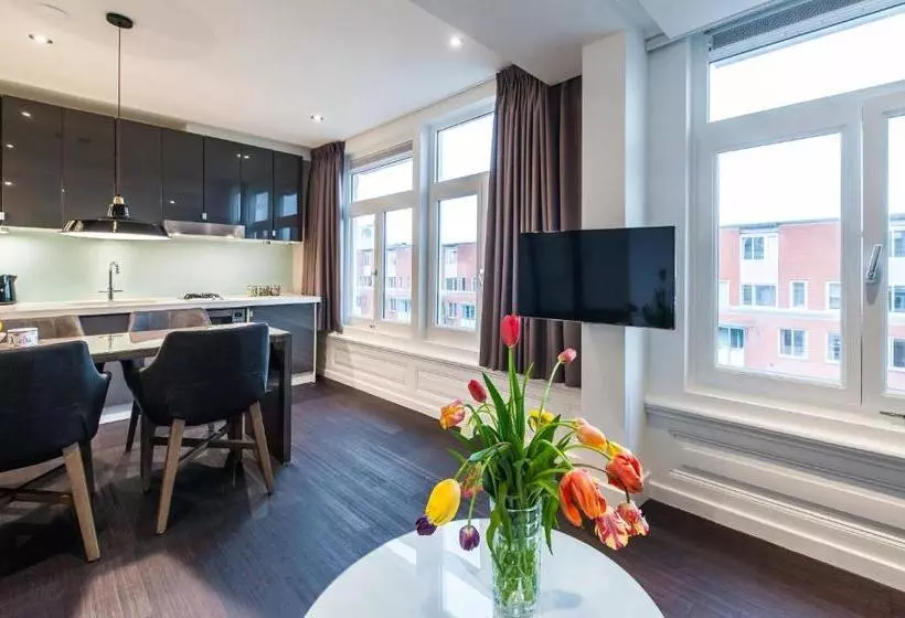 Fotos del hotel Eastern Park Apartments:  5