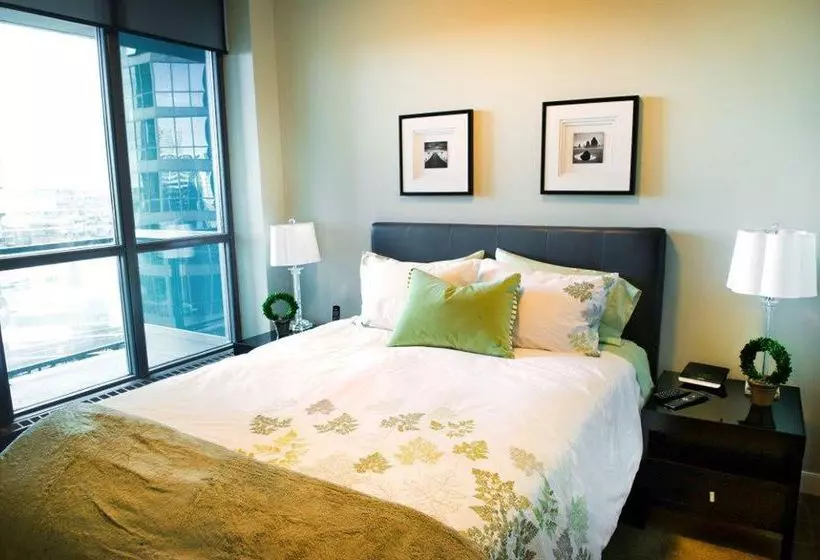 Executive Suites By Roseman – Keynote Towers