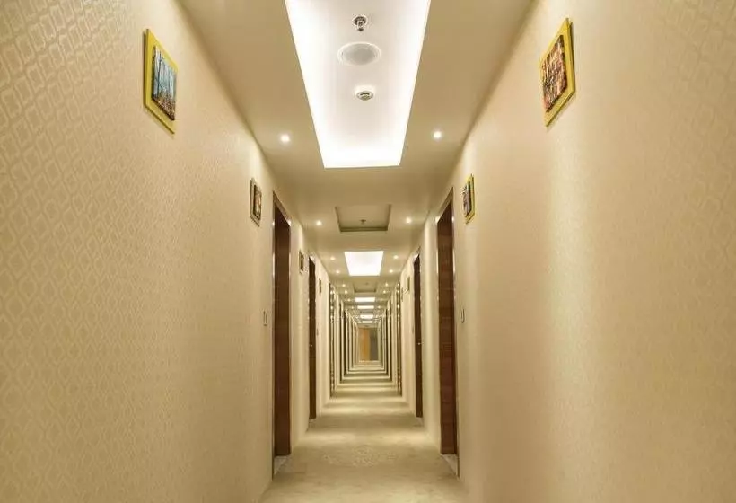 Fotos del hotel Kyriad  Jaipur:  7