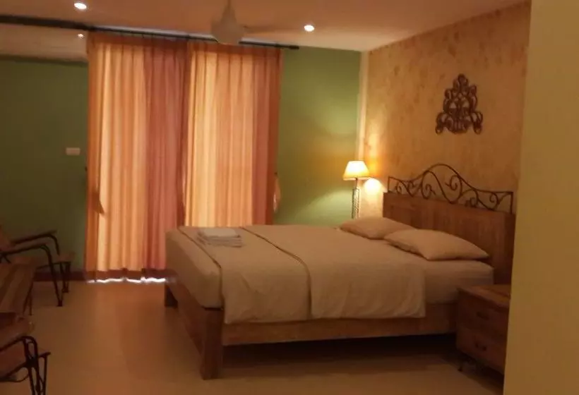 Fotos del hotel High Lords Residence:  12