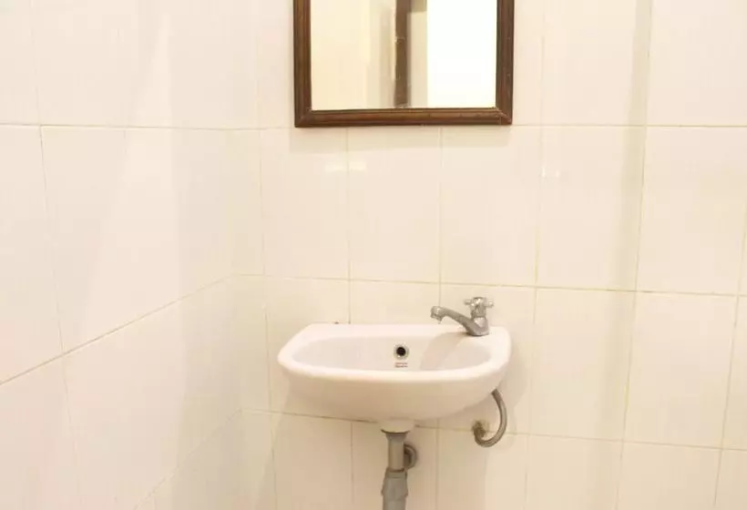 Fotos del hotel Santo Guest House:  15