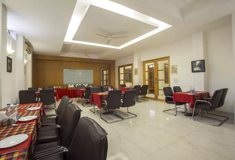 Fotos del hotel Siddharth Plaza:  3