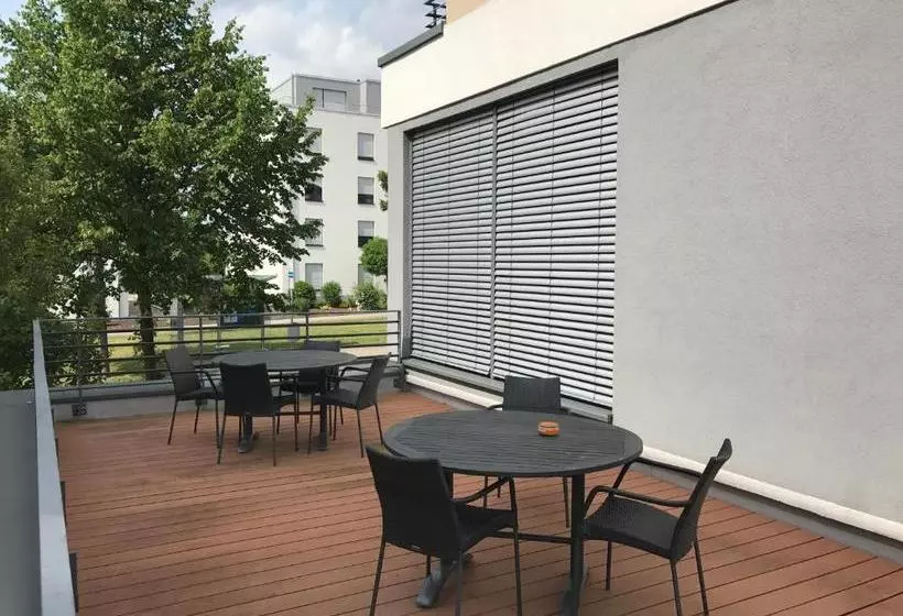 Fotos del hotel Schroeders Appartement:  2