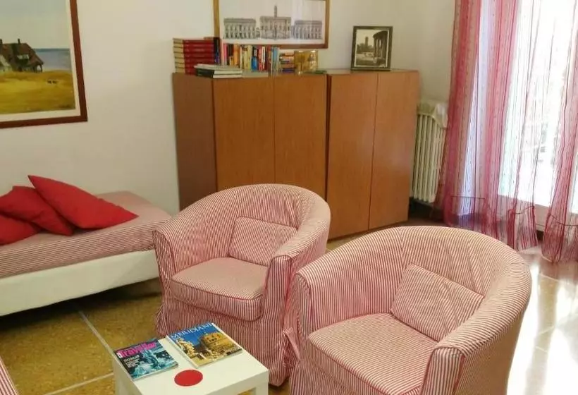 Fotos del hotel Trionfal Apartment:  13